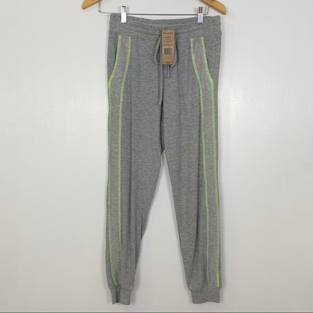 Michael Stars Madison brush pull on pant - Picture 2 of 8